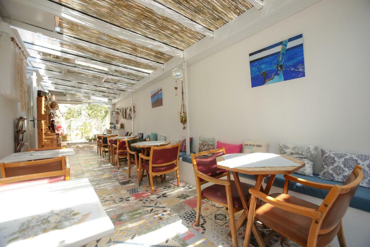 Moshinos Hotel Айвалык Экстерьер фото